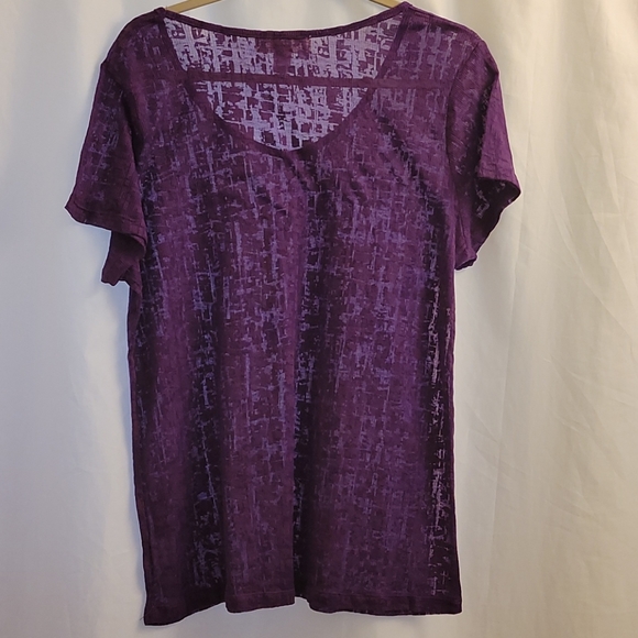 💜 Shirt - Picture 3 of 4